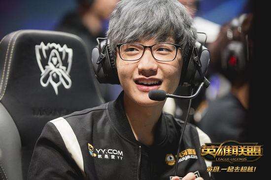 尤其是在对 尤其是在对