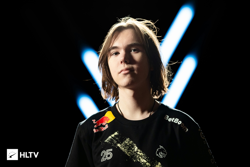 了现代足球 了现代足球