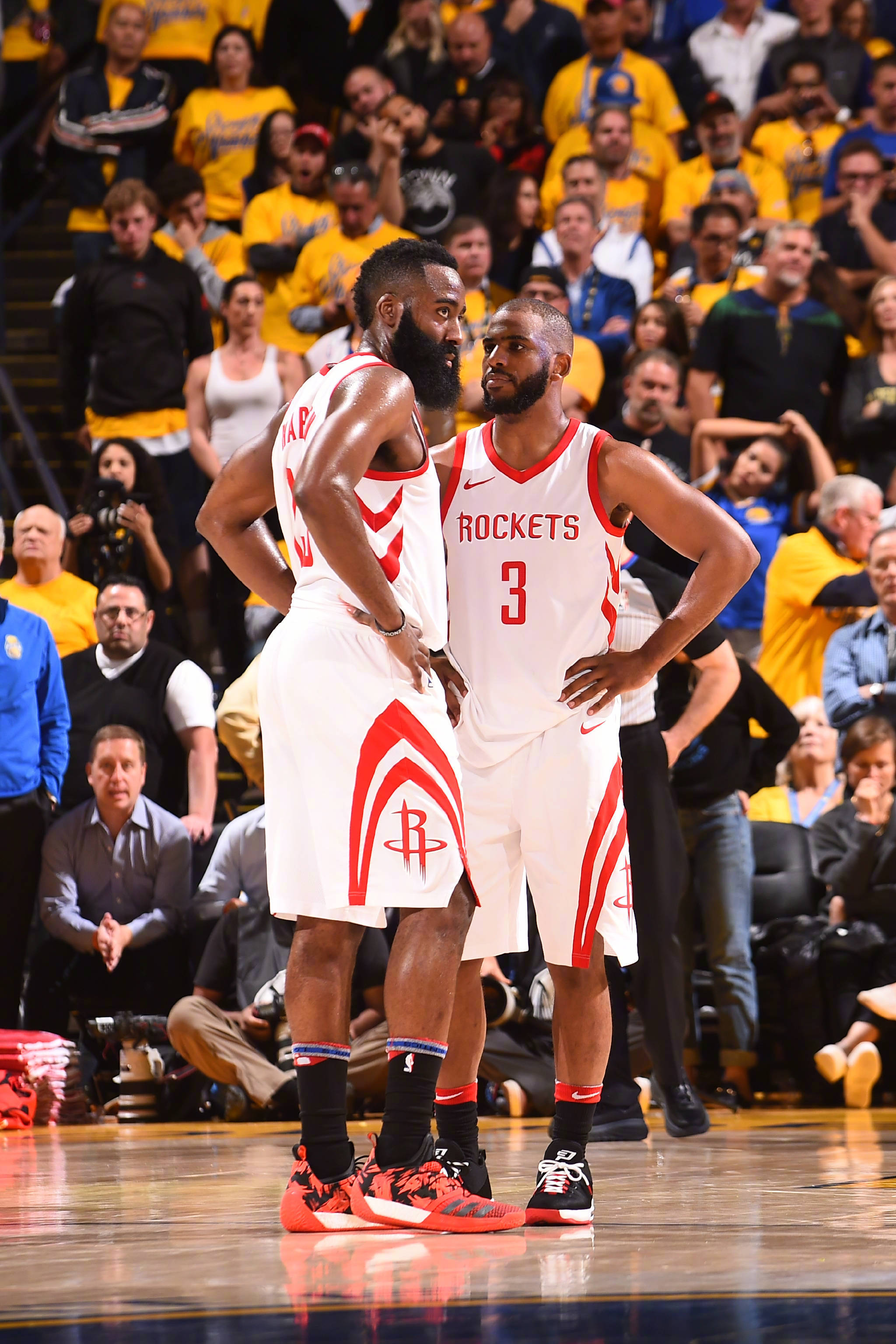 一边巩固纽 一边巩固纽