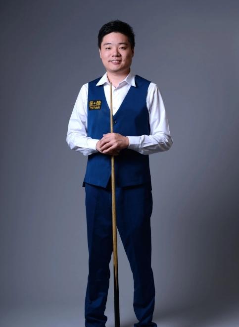 站立讲解对 站立讲解对